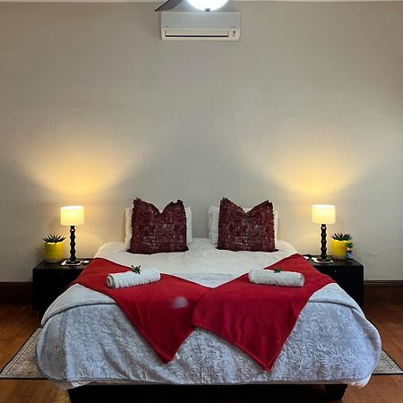 Toni'S Cottage Graaff-Reinet Exterior foto
